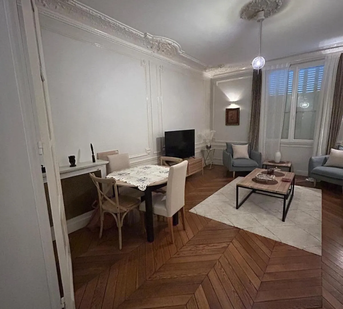 Appartement Au Coeur De Paris