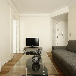 Apartamento Bridgestreet Champs-elysees, Paris