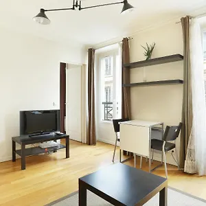 Apartment Pick A Flat's In Batignolles - Rue Biot, Paris