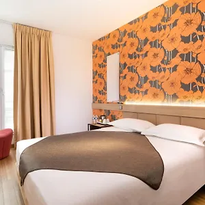 Hor Les Lumieres Otel