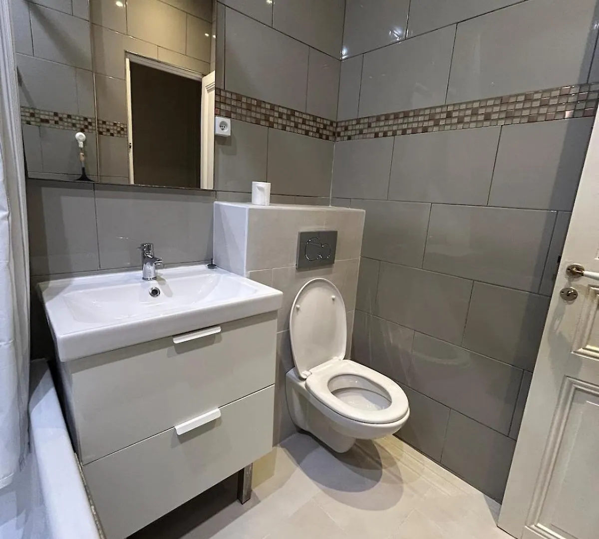 Apartament Appartement Au Coeur De Paryż