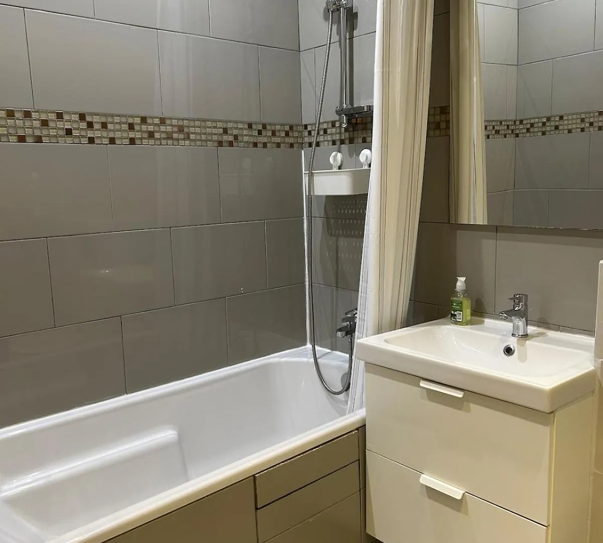 Apartament Appartement Au Coeur De Paryż